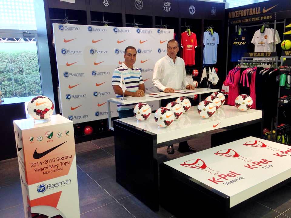 Resmi Maç Topu ve Milli Takımlar Malzeme Sponsorluğu imzalandı